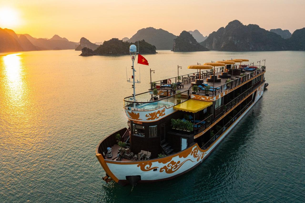 Hotel Nostalgia Halong Cruise Ha Long Esterno foto