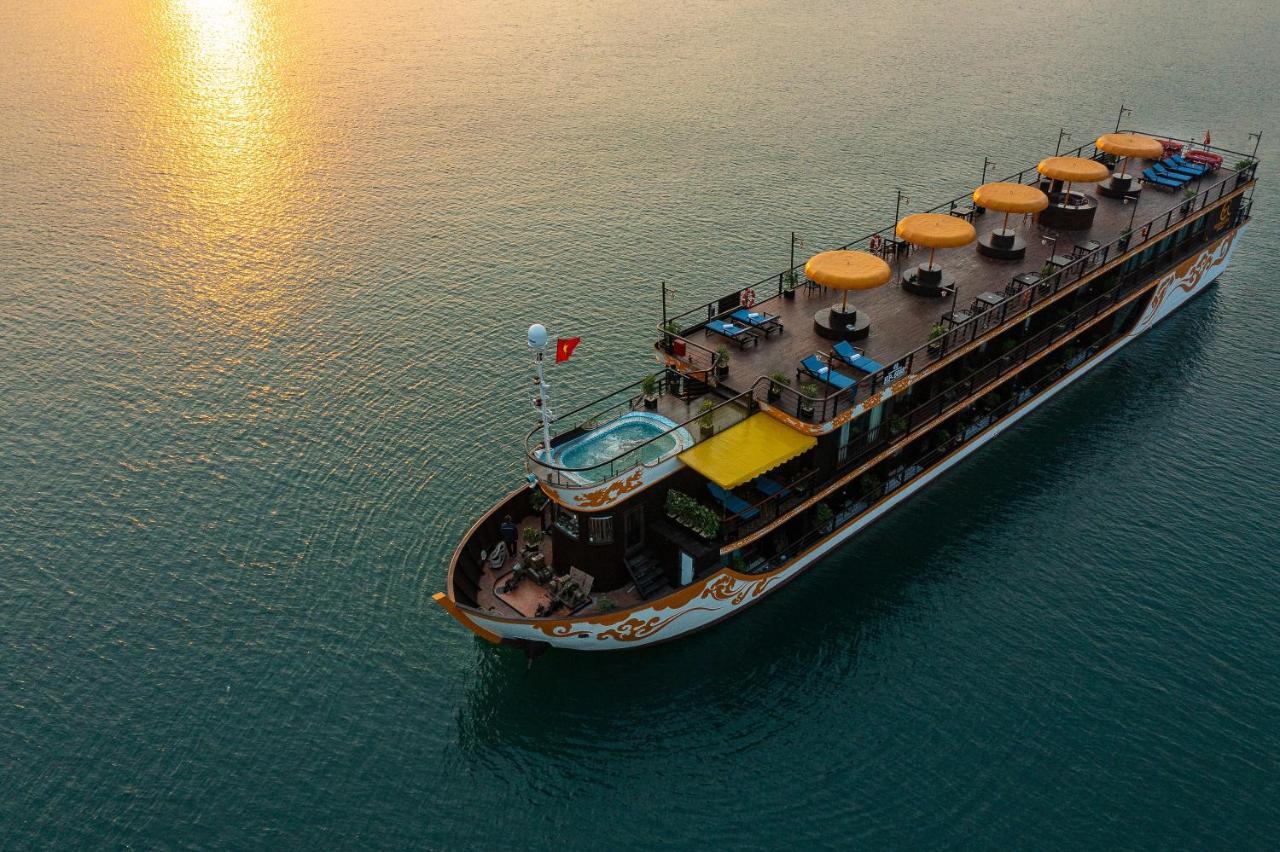 Hotel Nostalgia Halong Cruise Ha Long Esterno foto
