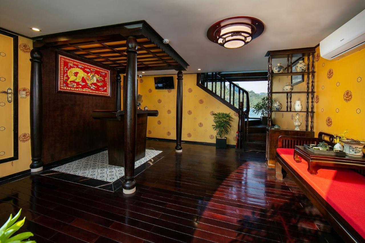 Hotel Nostalgia Halong Cruise Ha Long Esterno foto