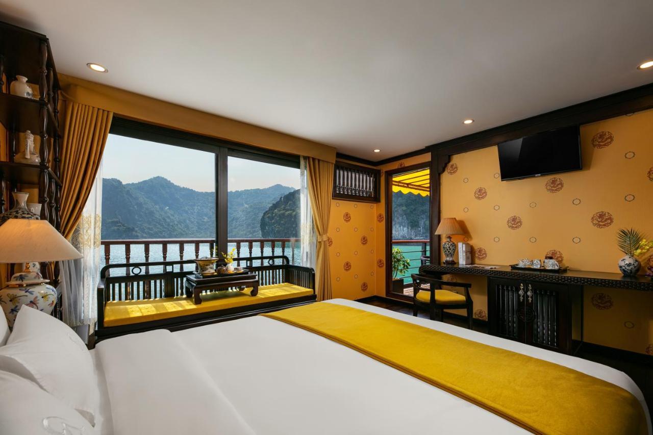 Hotel Nostalgia Halong Cruise Ha Long Esterno foto