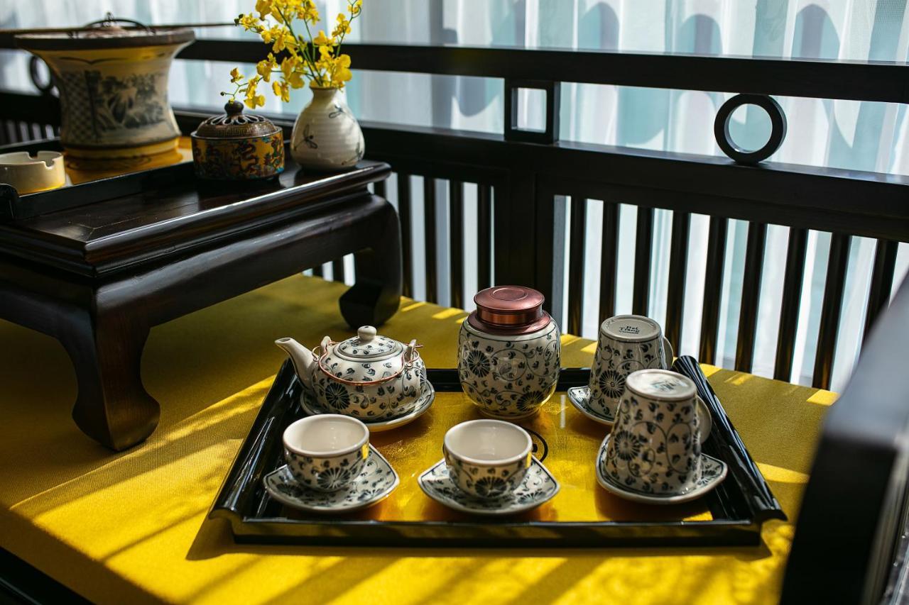 Hotel Nostalgia Halong Cruise Ha Long Esterno foto