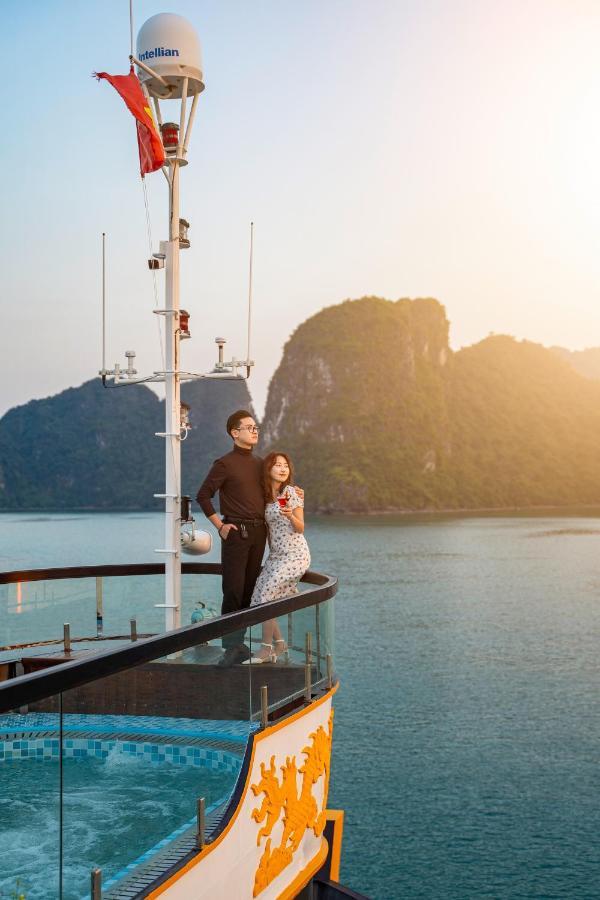 Hotel Nostalgia Halong Cruise Ha Long Esterno foto